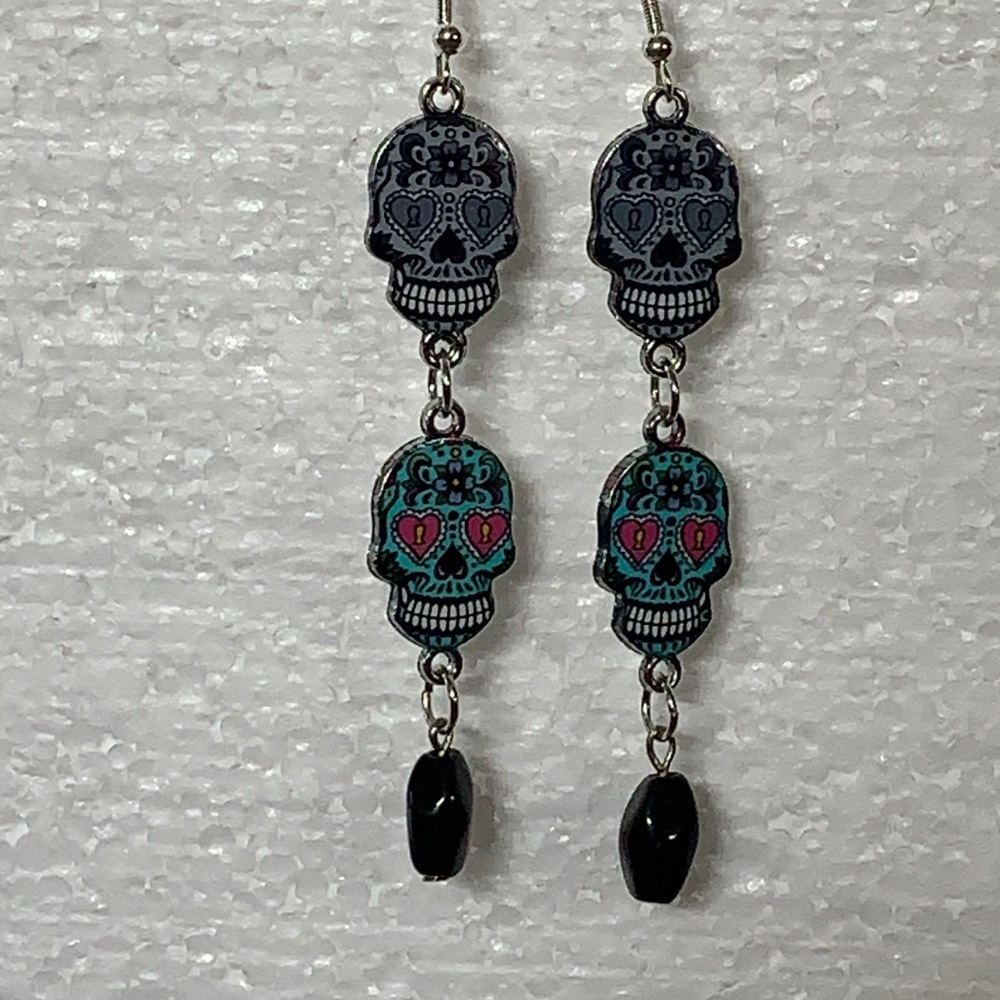 ☠️☠️Sugar skull earrings ☠️☠️ - Picture 3 of 9
